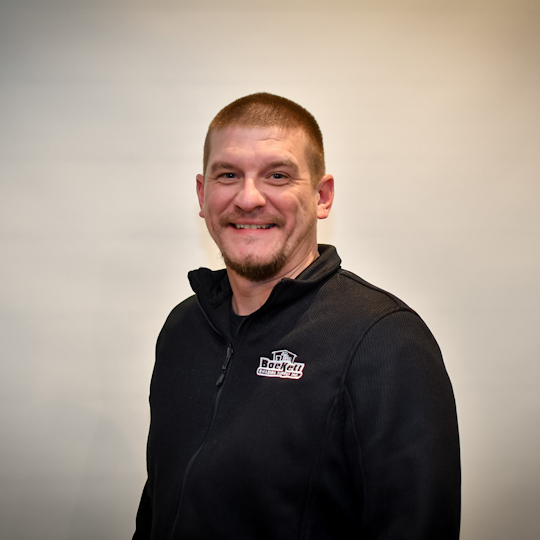 <b>Travis Miller</b>